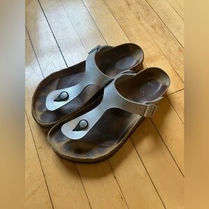 Birkenstocks Gizeh Silver Sandals